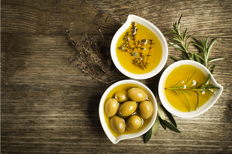 Calo produzione olio di oliva: olio di oliva