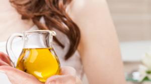 L&#039;olio di oliva per la salute dei capelli