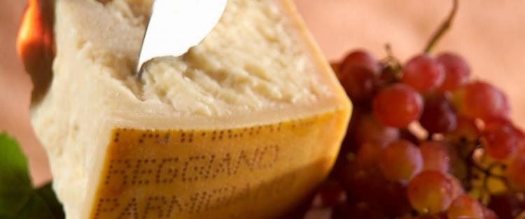 Viaggio alla scoperta del Parmigiano Reggiano