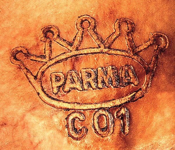 marchio a fuoco del Prosciutto di Parma